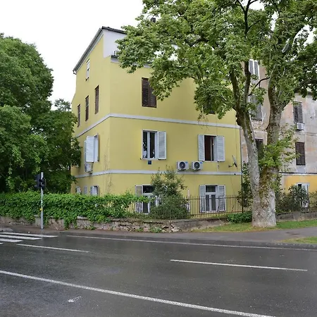 Apartman Skunca Apartament *