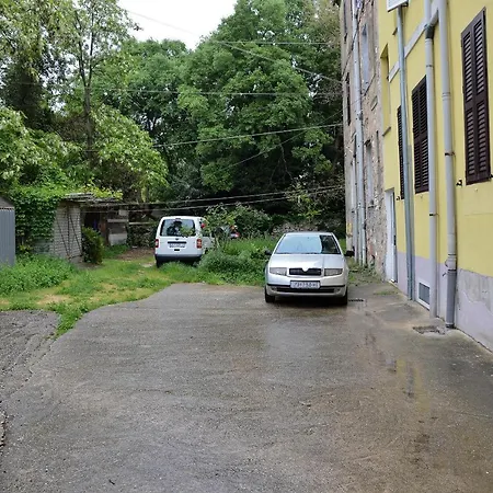Apartman Skunca Apartament *