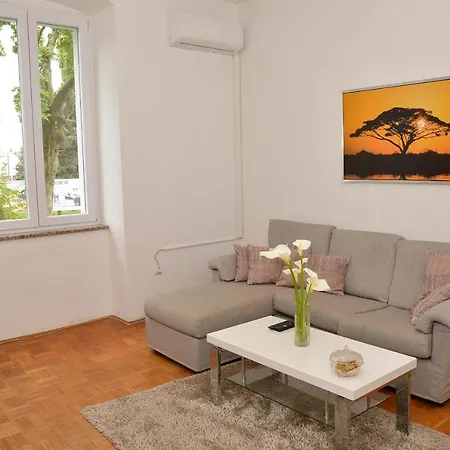 Apartment Apartman Skunca